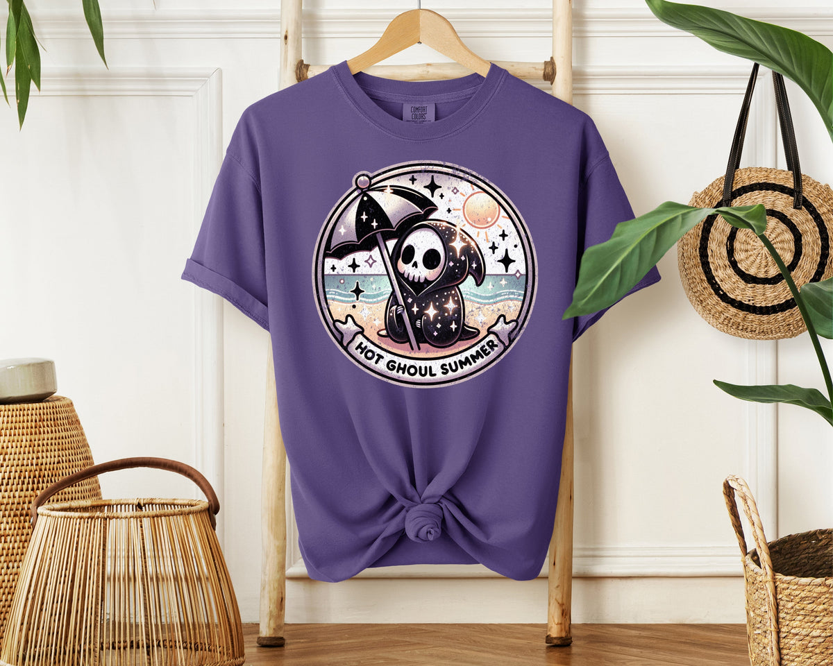 Hot Ghoul Summer Graphic Tee product image 2